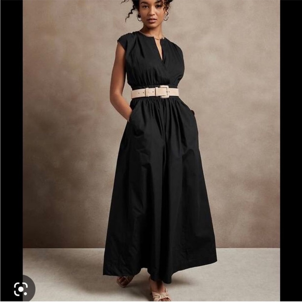 BANANA REPUBLIC Notch-Neck Maxi Dress, Black, Size Small Petite